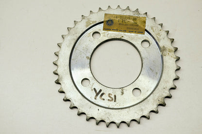 OEM Yamaha 174-25439-20-00 Driven Sprocket 39T NOS
