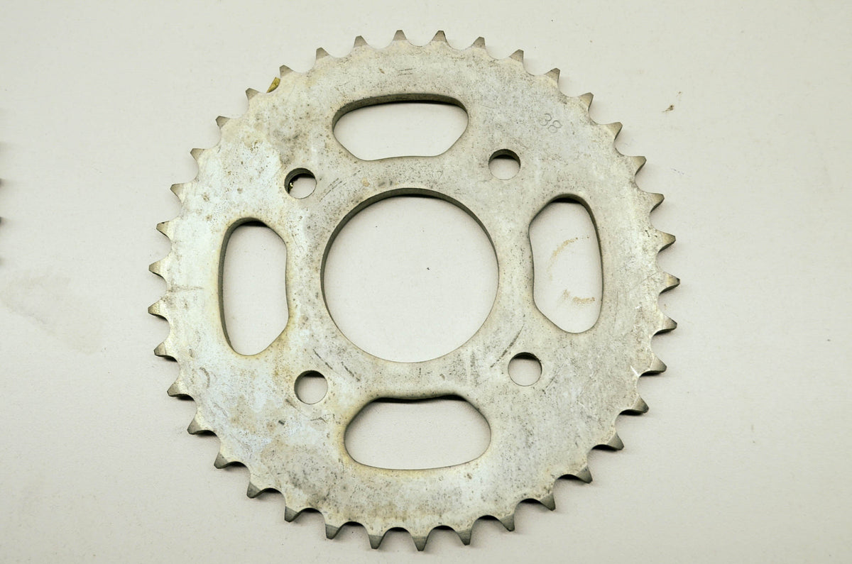 OEM Yamaha 1A1-25438-20-00 Driven Sprocket 38T NOS