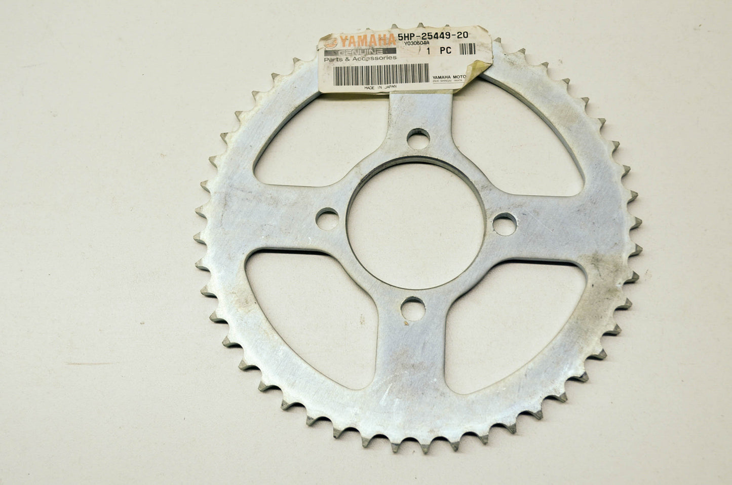OEM Yamaha 5HP-25449-20-00 Driven Sprocket 49T NOS