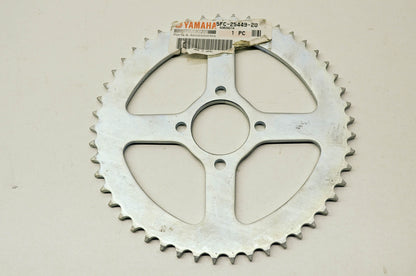 New OEM Genuine Yamaha Sprocket 49 Tooth 00-01 TTR125 NOS