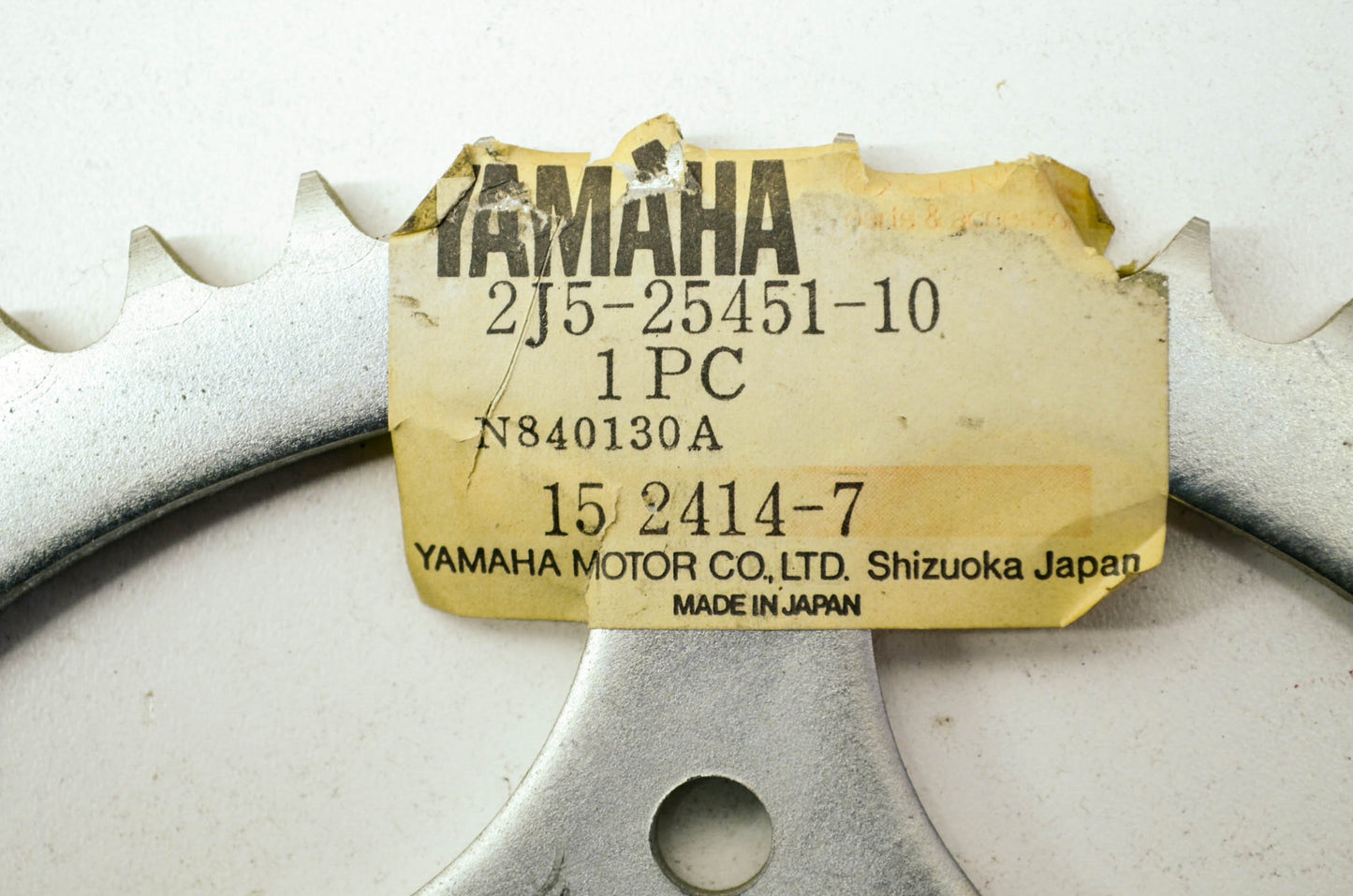 OEM Yamaha 2J5-25451-10-00 Driven Sprocket 51T NOS