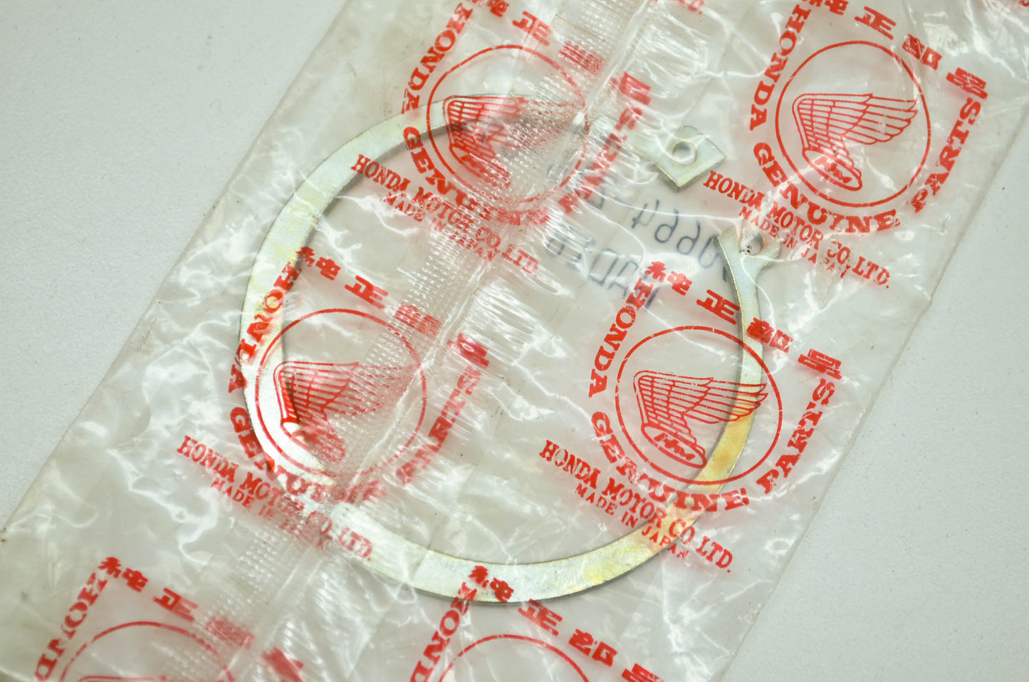 OEM Honda 90664-216-000 Circlip (58mm) NOS