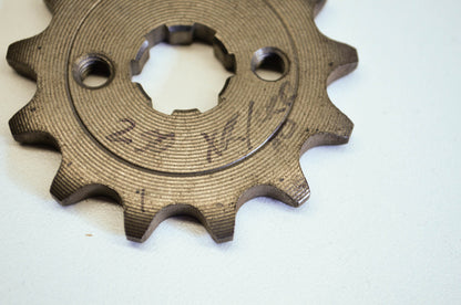 New OEM Honda XR250 Front Sprocket 13T NOS