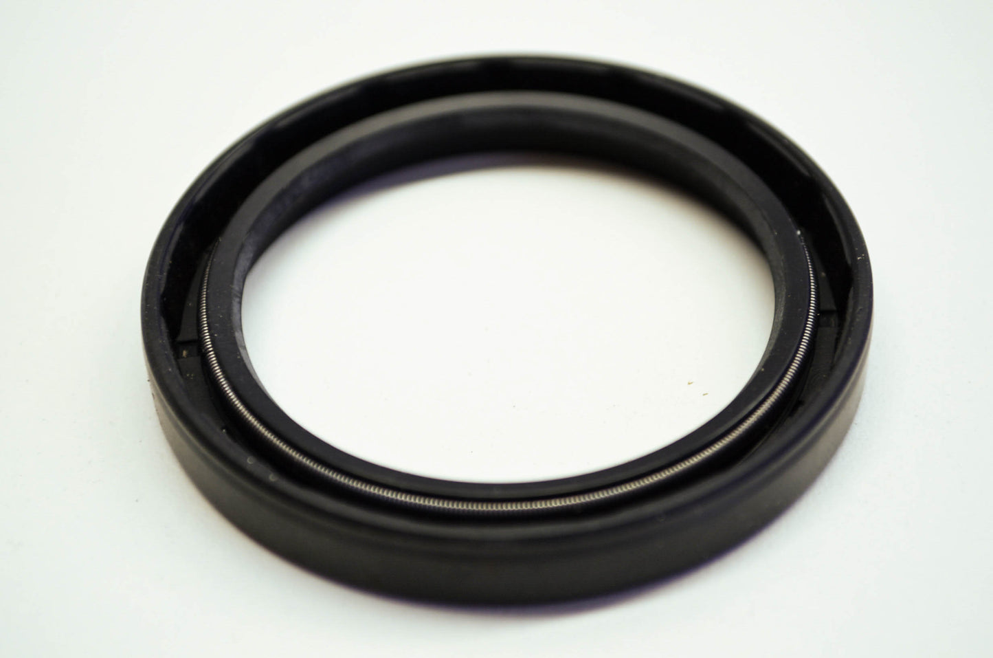 New TCM Oil Seal Replaces 18450 / 710320 NOS