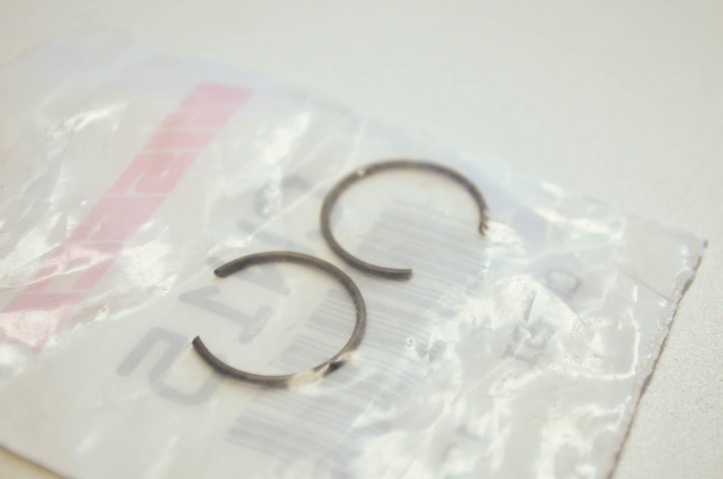 New Wiseco CW15 Circle Clips Qty 2 Honda CBR600 CRF230 CRF250 FourTrax TRX250 CR