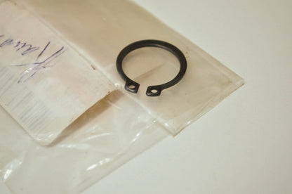 OEM Kawasaki 480j2000 Circlip 20Mm NOS