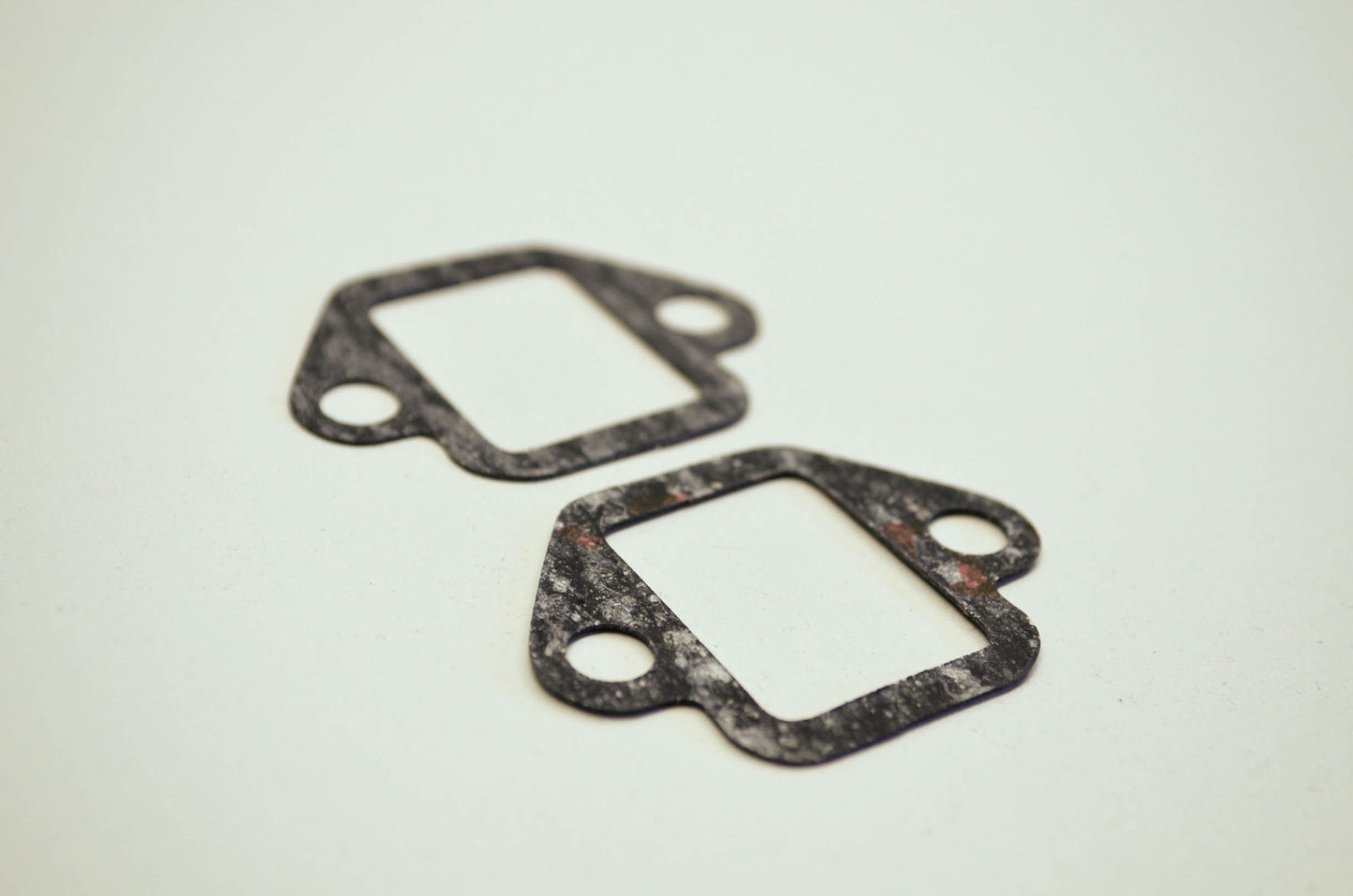 OEM Yamaha 5g2-12213-00-00 Tensioner Case Gasket Qty 2 NOS