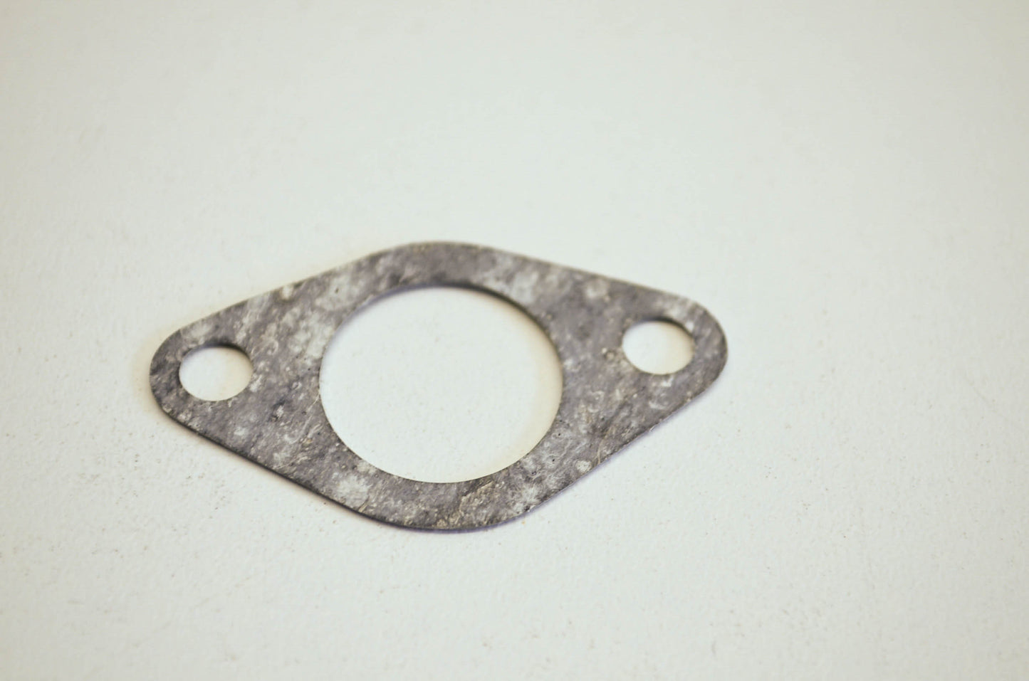OEM Yamaha 8y0-13116-00-00 Pump Case Gasket NOS