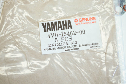 OEM Yamaha 4v0-15462-00-00 Crankcase Cover Gasket 3 NOS