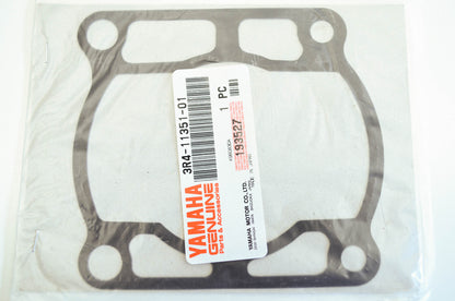OEM Yamaha 3r4-11351-01-00 Cylinder Gasket NOS