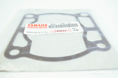 OEM Yamaha 3r4-11351-01-00 Cylinder Gasket NOS