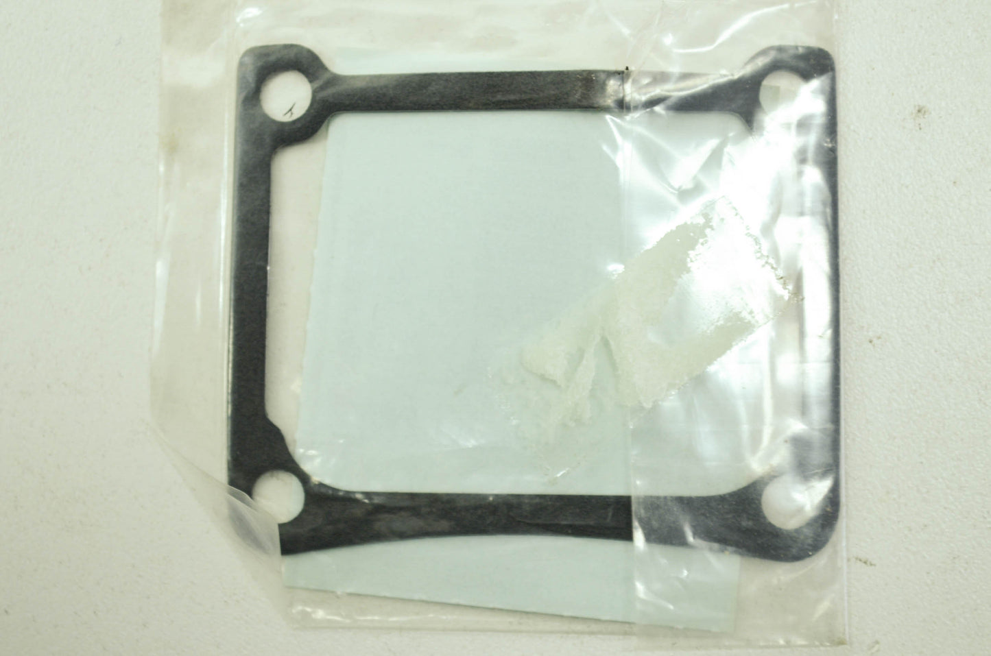 OEM Kawasaki 11060-1876 Center Cover Gasket NOS