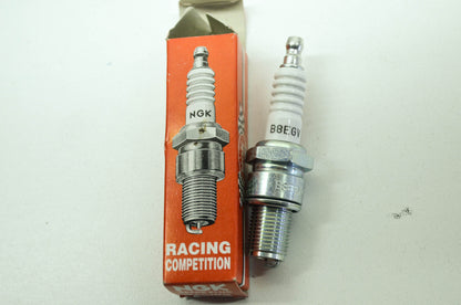 New NGK Spark Plug B8EGV NOS
