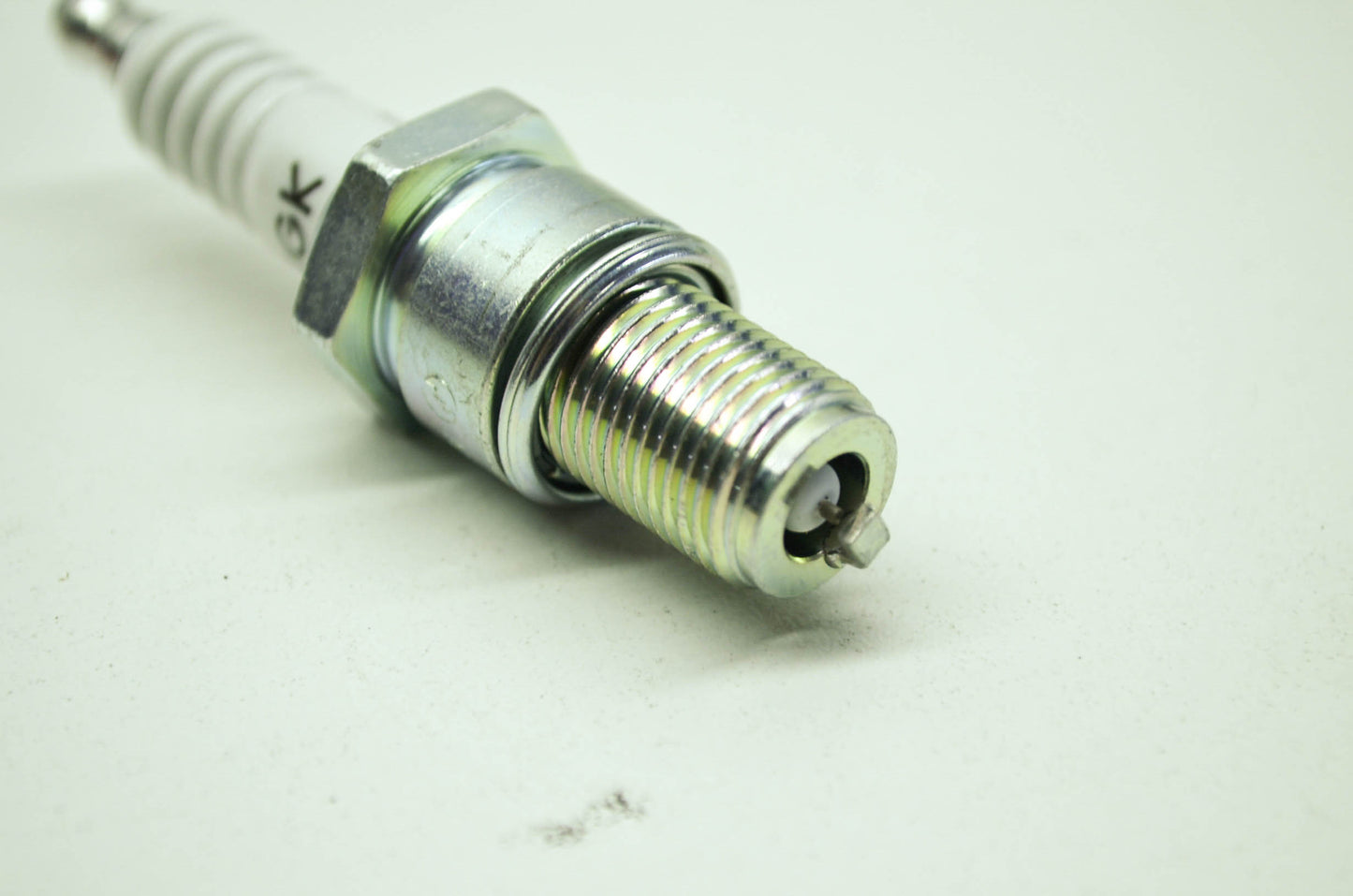 New NGK Spark Plug B8EGV NOS