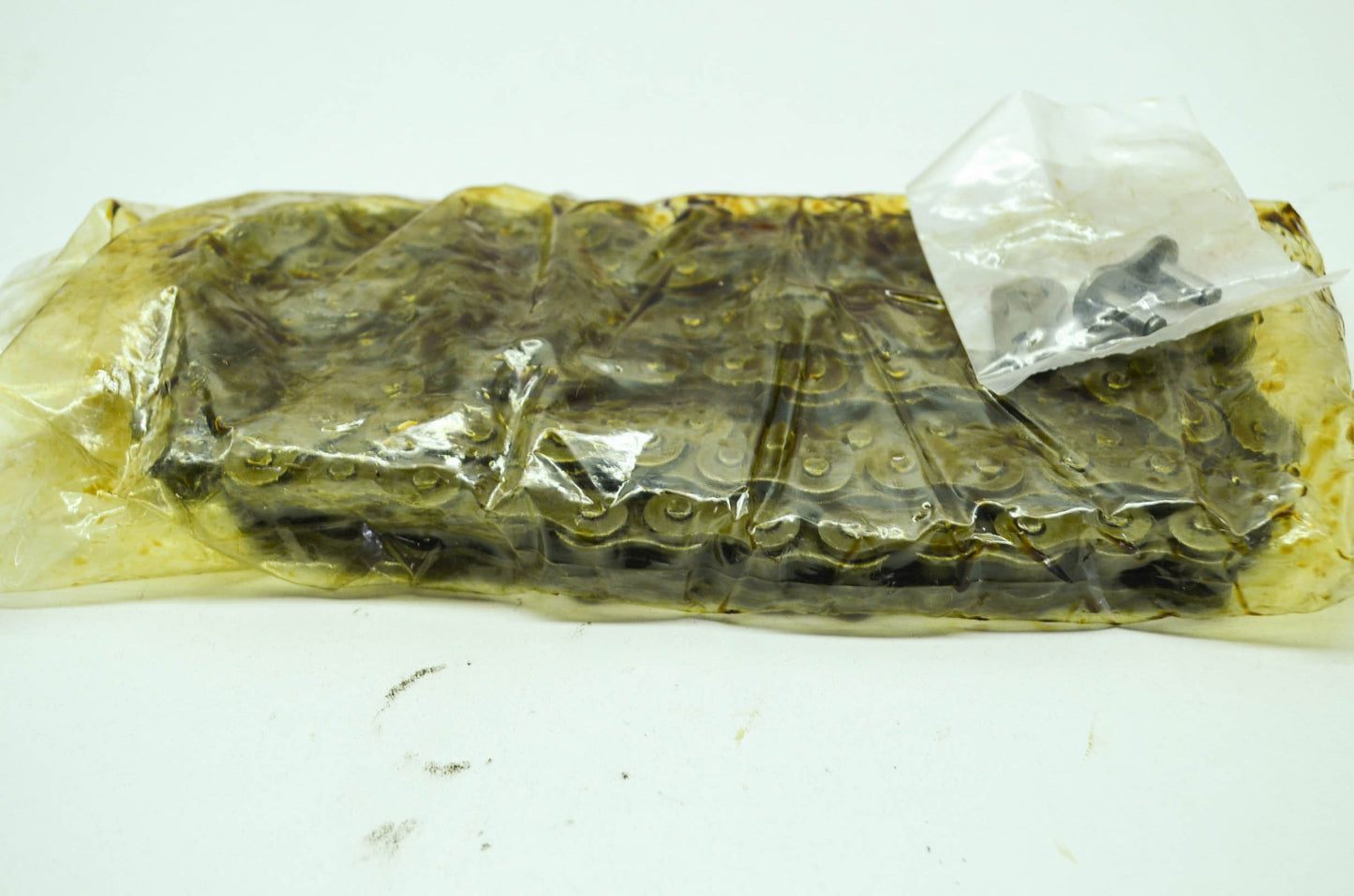 New Parts Unlimited Chain 520 Width 120 Links NOS
