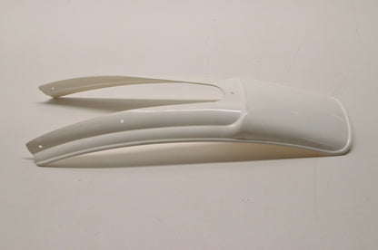 OEM Yamaha 483-21551-01-00 Over Fender NOS