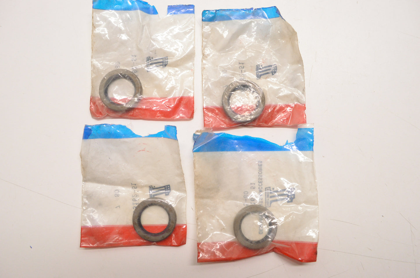 OEM Harley-Davidson 83162-51 Oil Seal Qty 4 NOS