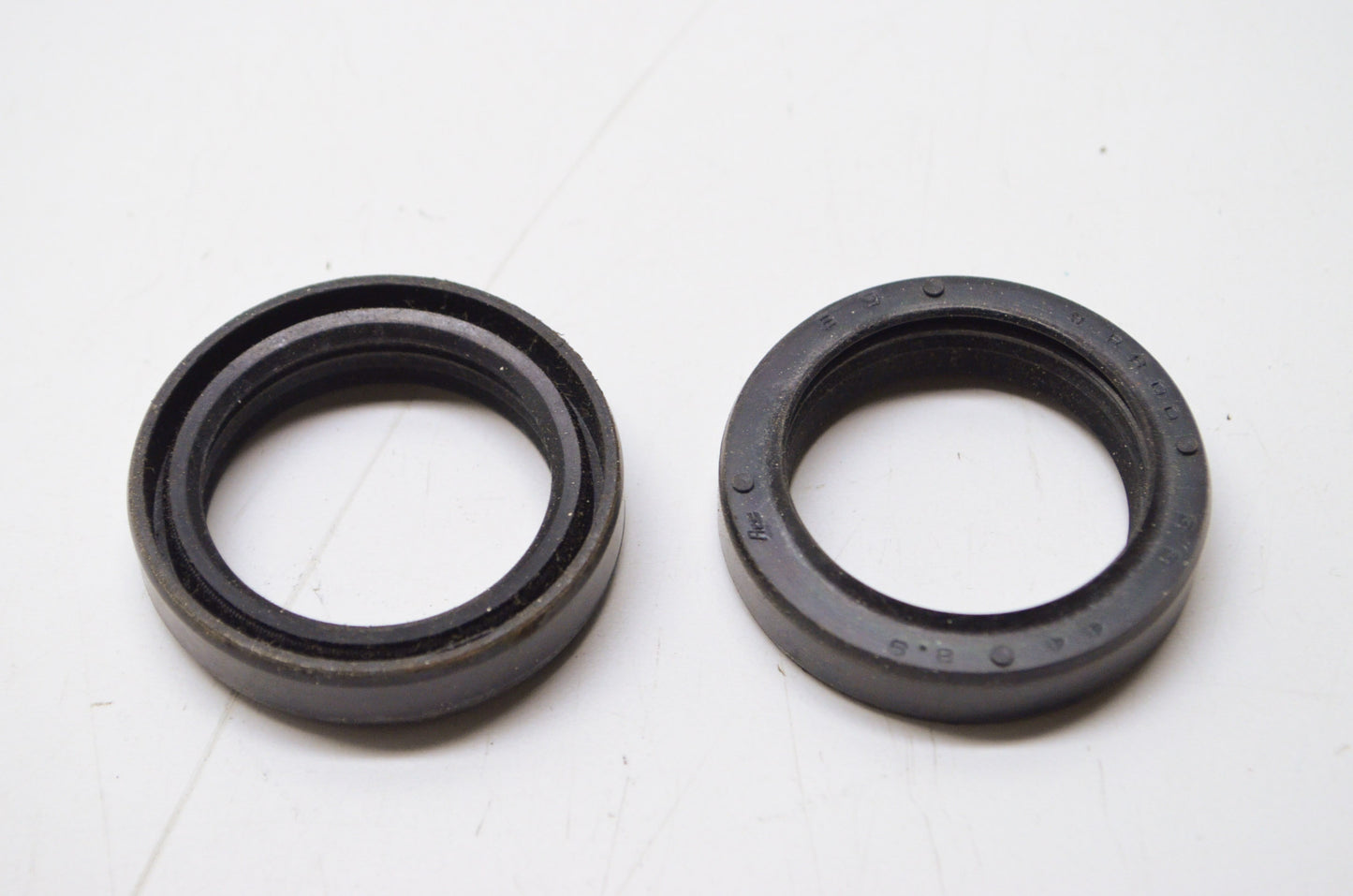 Fork Seal 33x44x8.9 Honda CB350 Qty 2 NOS