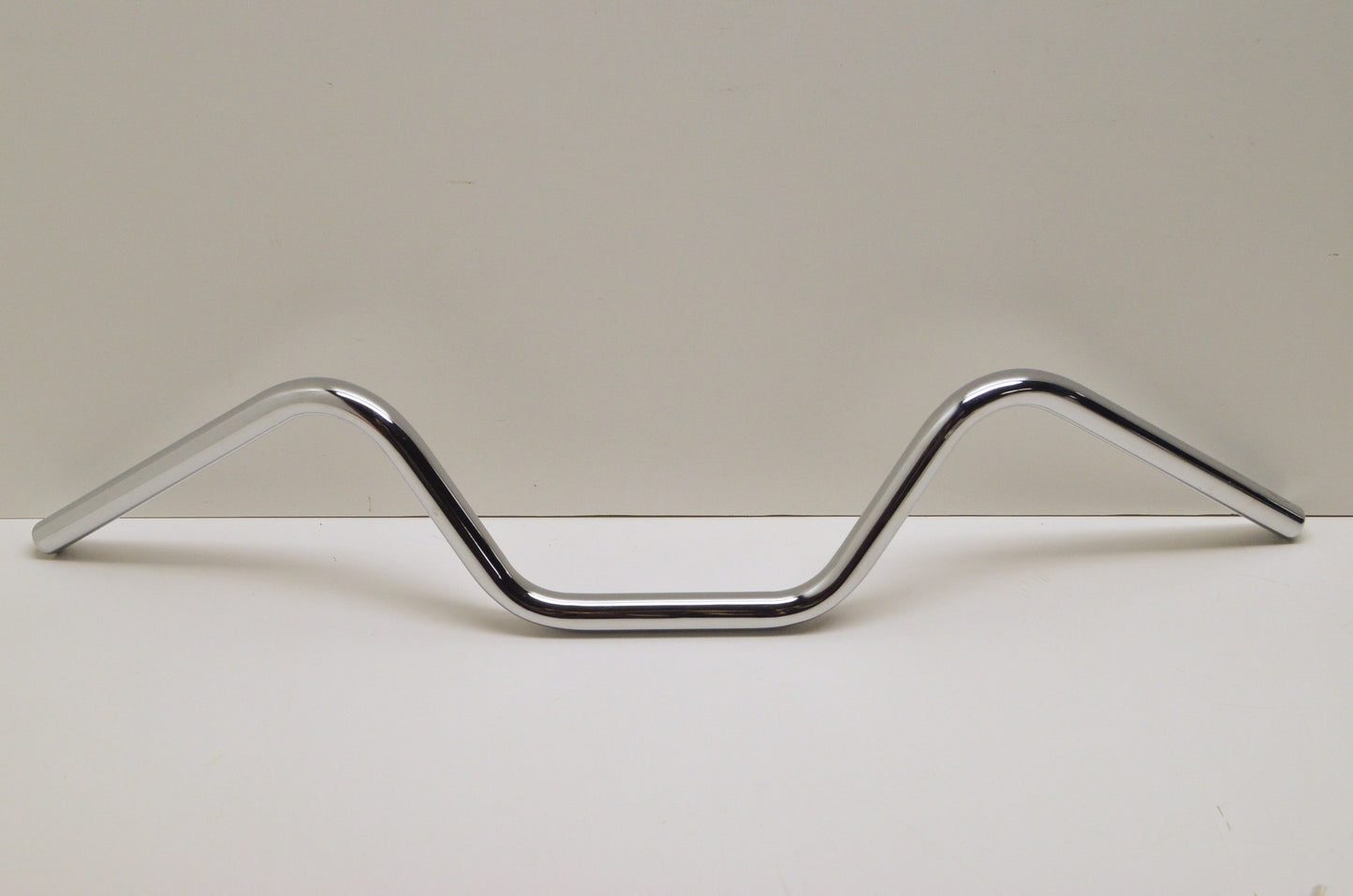 7/8' Flat Medium Tall Bar NOS