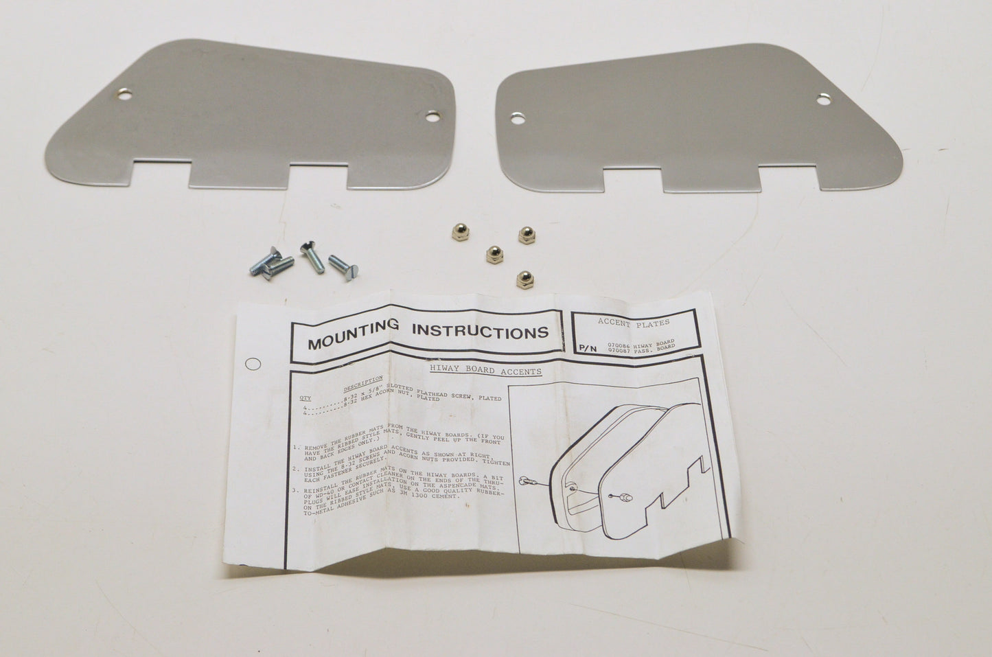 New Markland Hiway Board Accents NOS