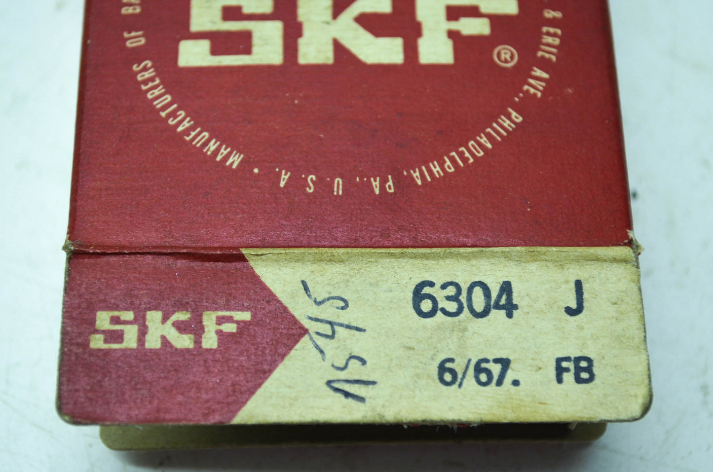 NEW SKF Bearing 20mnm ID 52mm OD 6304J NOS