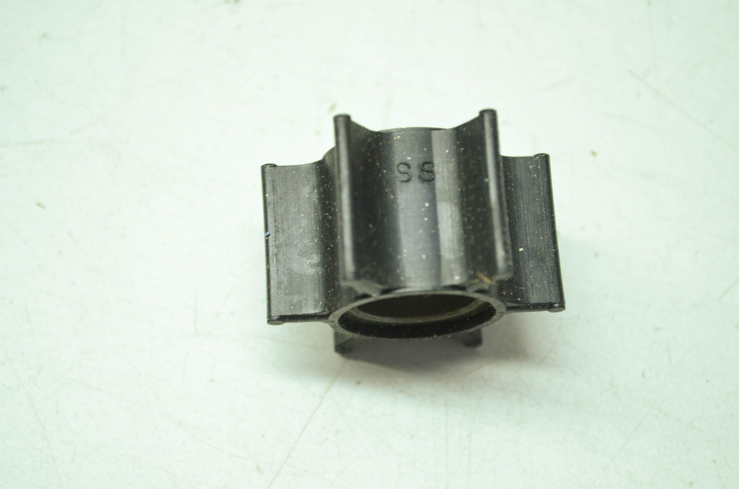 NEW Sierra Mercury Water Pump Impeller 18-3008 NOS
