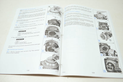 OMC Cobra 'HU' Vertical Drive/Transom Bracket Service Manual