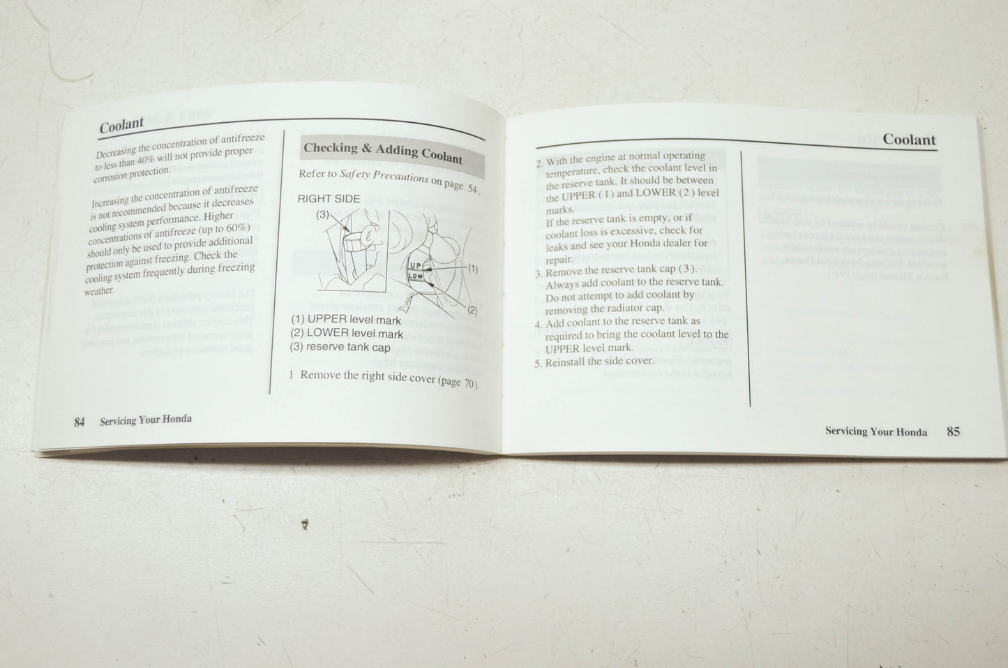OEM Honda 31MZ8670 Owner's Manual VT600C/CD 01