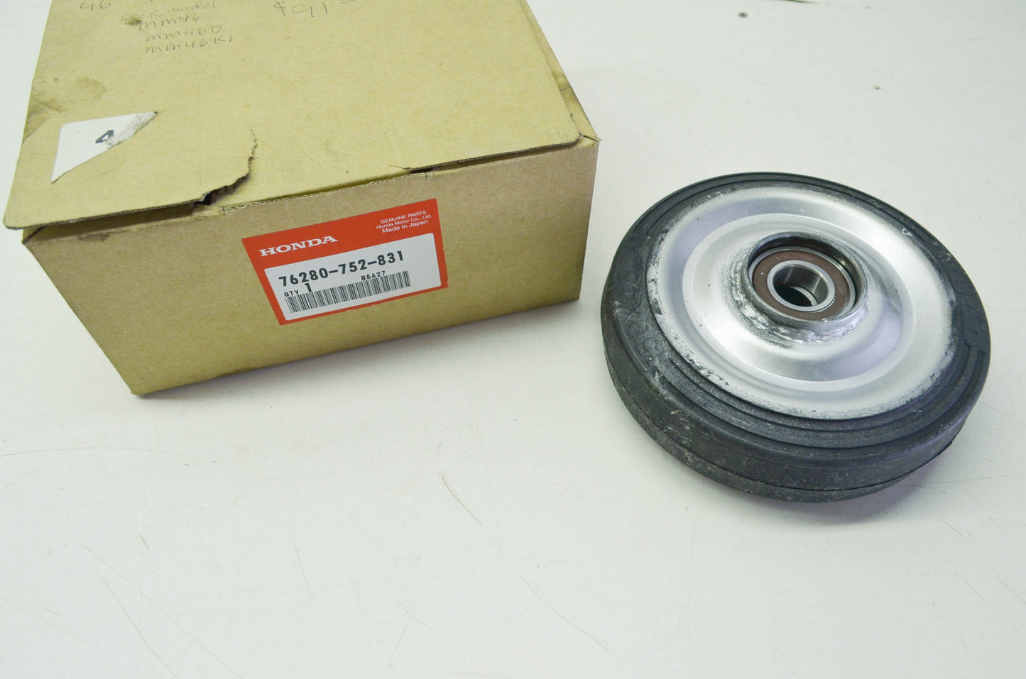 OEM Honda 76280-752-831 Gauge Roller Assembly NOS