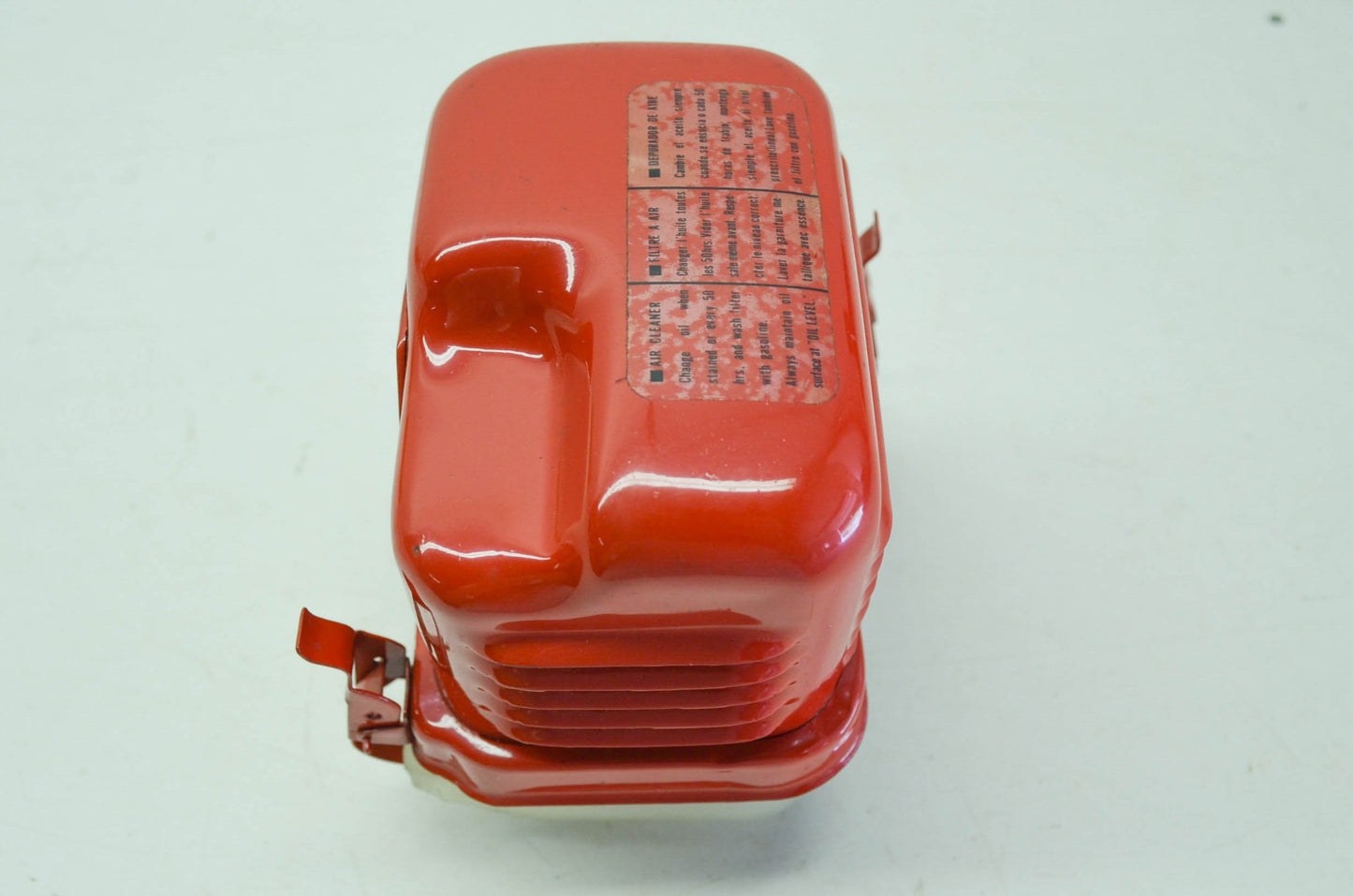 OEM Honda 17400-823-661 Air Cleaner Bath NOS