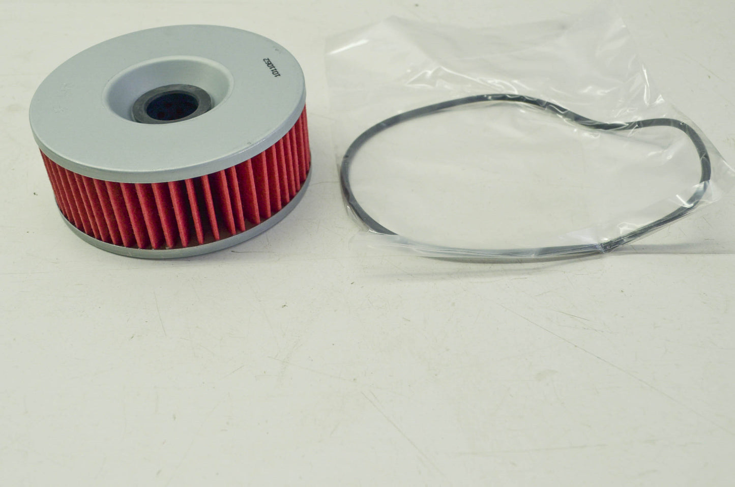 HiFlo Filtro 1J7-13441-10, HF146 Yamaha Oil Filter NOS
