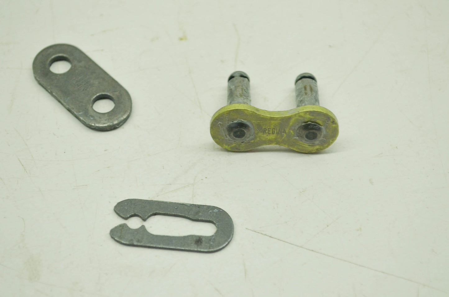 NEW Universal Master Links NOS
