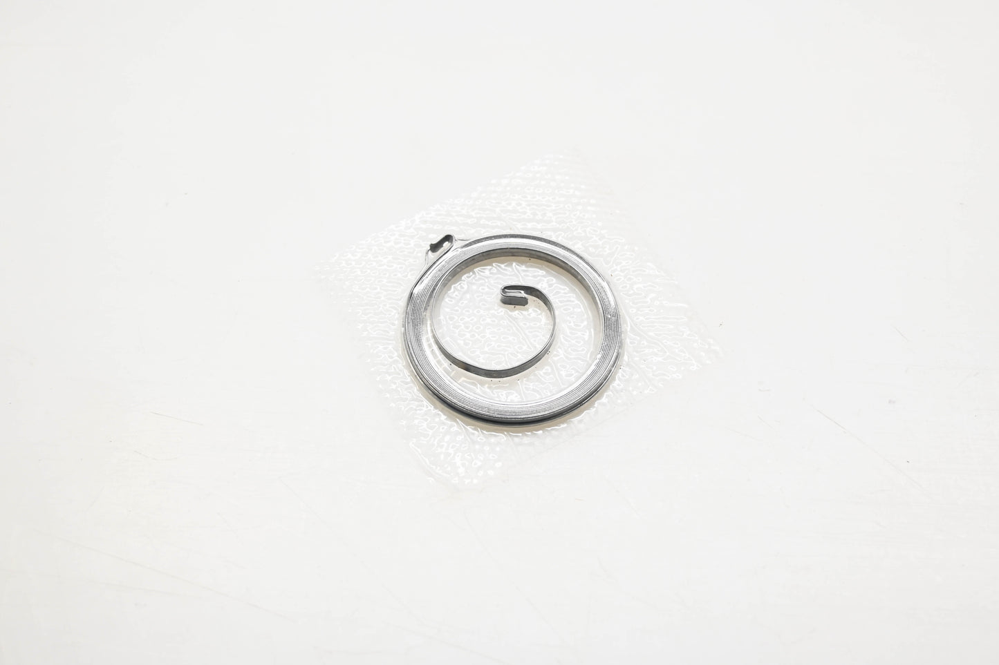 New OEM Husqvarna 695 00 03-40, 695000340, 92144-2038 Recoil Starter Spring NOS