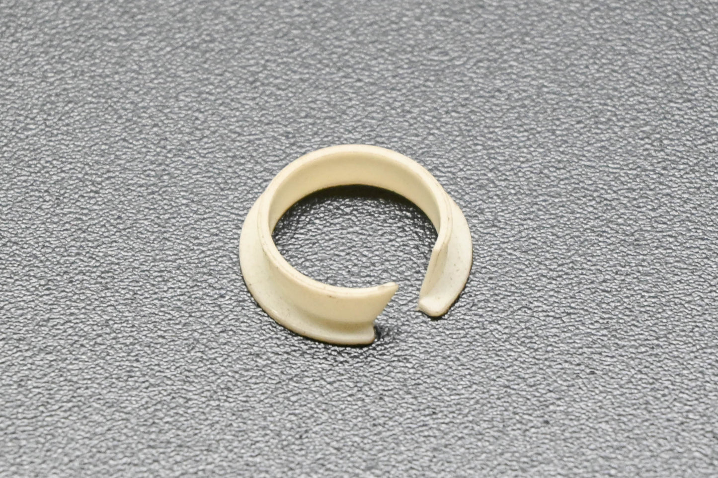 Bolens 1714233 Nylon Bushing NOS