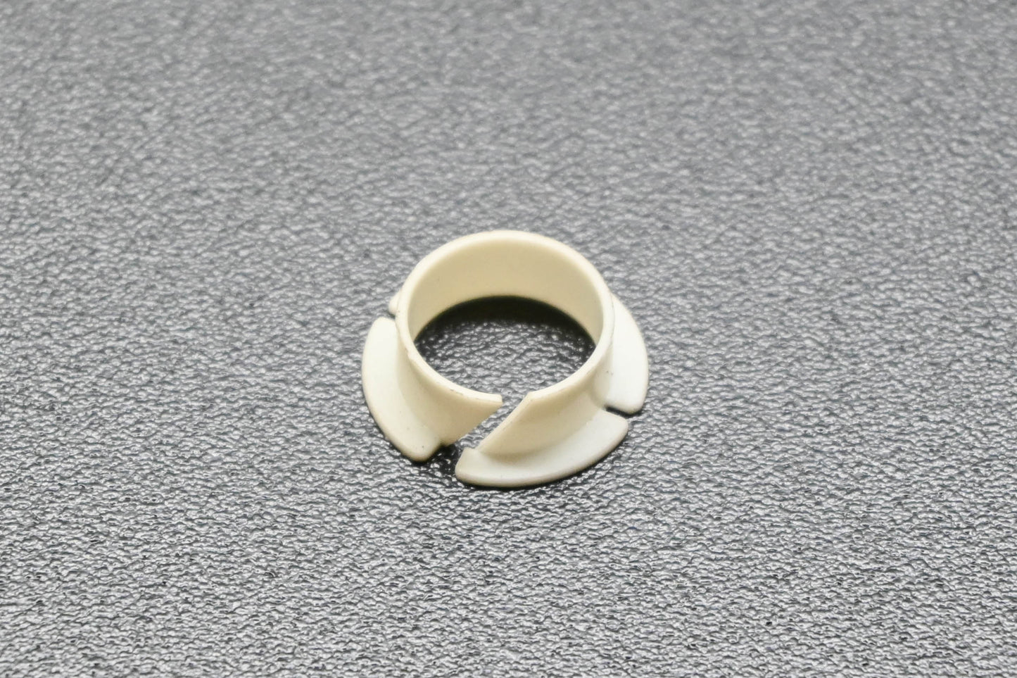 Bolens 1715716 Nylon Bushing NOS