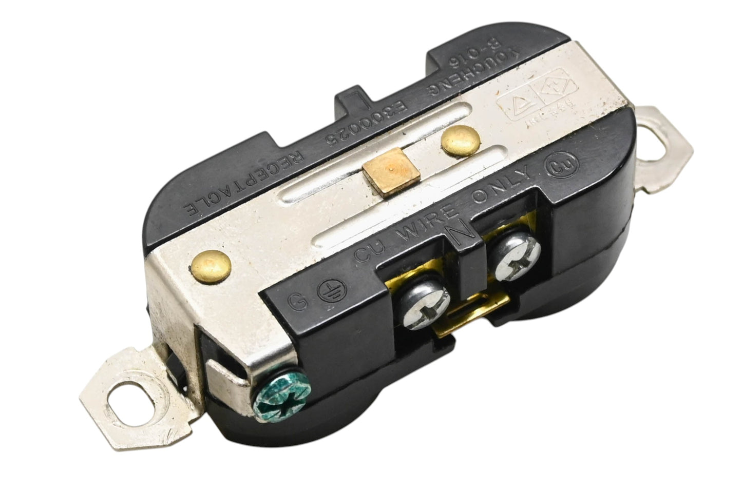 Aftermarket 5-20R 20 Amp 125 Volt Receptacle NOS