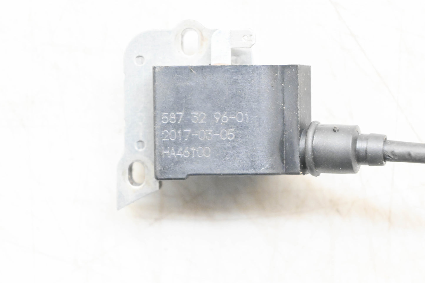 OEM Husqvarna 587 32 96-01, 587329601 Ignition Module