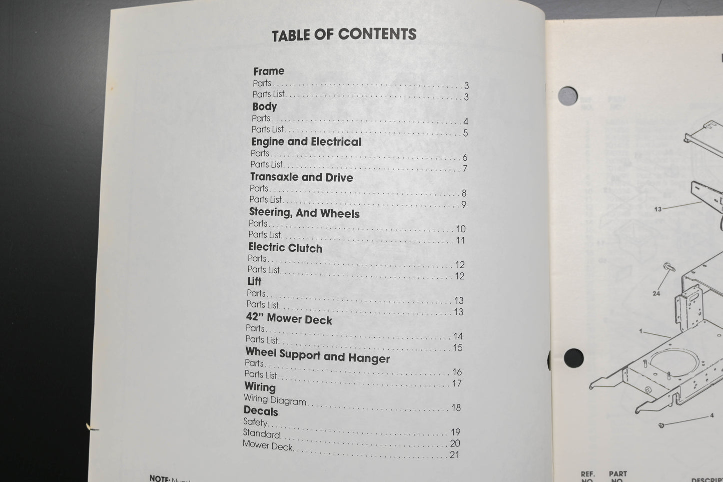 Lawn-Boy E008153 1990 Yard Tractor Parts Catalog