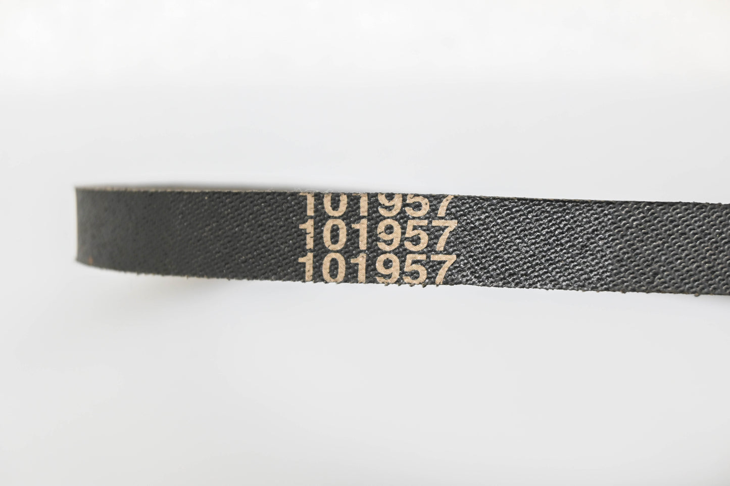 New OEM Husqvarna 101957, 539101957, 539 10 19-57 Transmission Drive V-Belt NOS