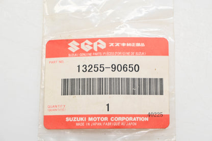 New OEM Suzuki 13255-90650 Carburetor Torsion Spring NOS