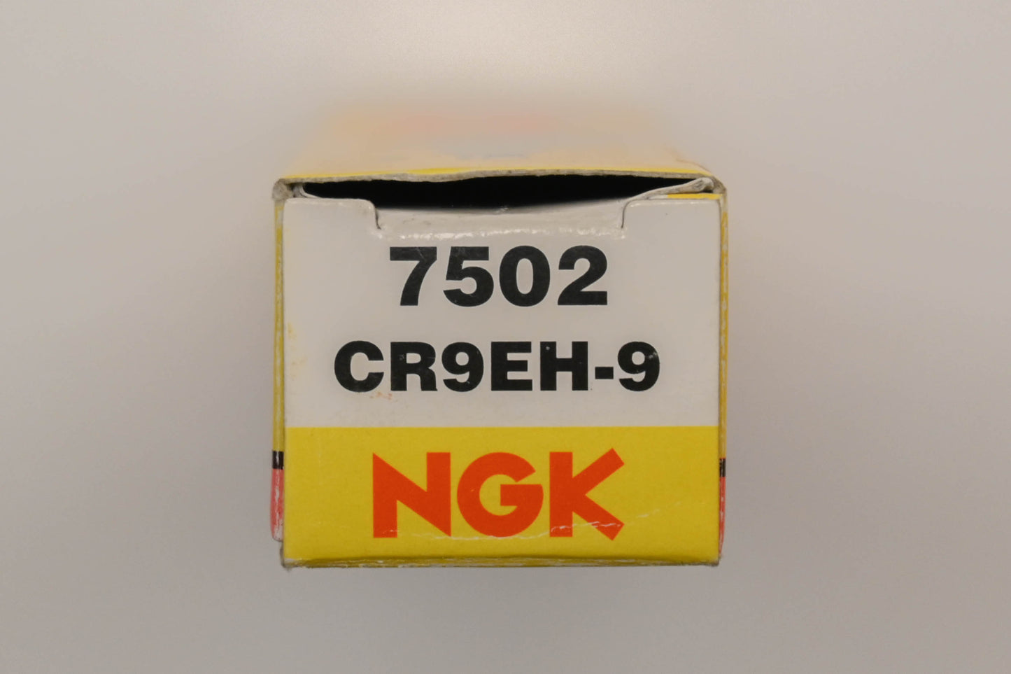 NGK CR9EH-9, 7502 Spark Plug NOS