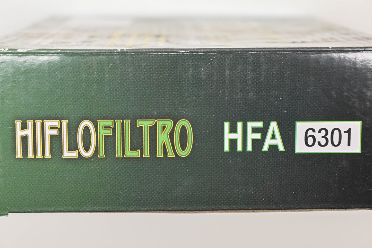 HiFlo Filtro HFA6301, 2021133 Air Filter NOS
