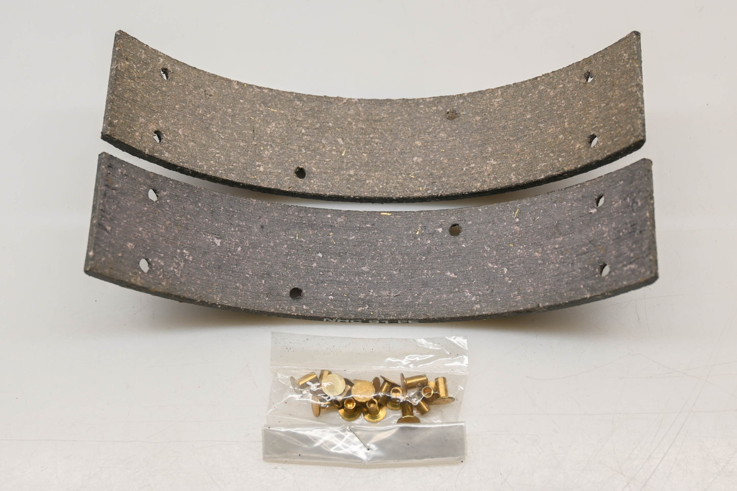 V-Twin 23-0506, 41848-64 Brake Shoe Lining Kit NOS