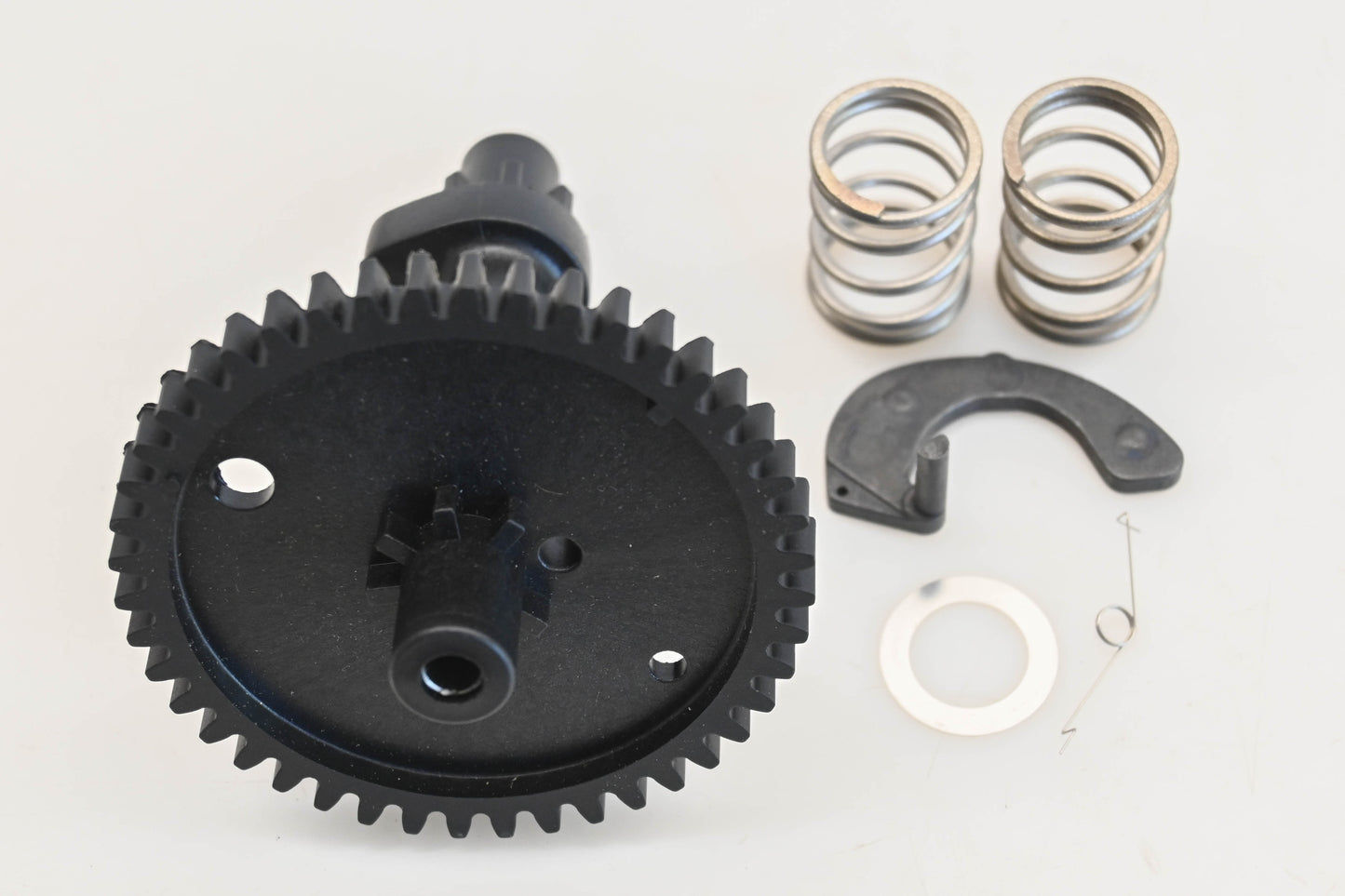 New OEM Tecumseh 37040 Camshaft Kit NOS