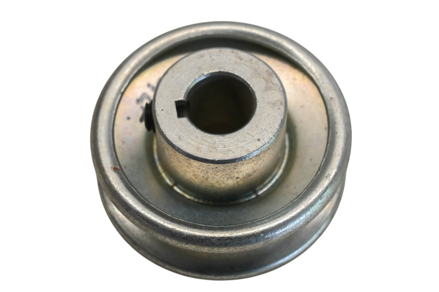 Oregon 44-310, P-310 5/8" x 2-1/2" x 1/2" Pulley NOS