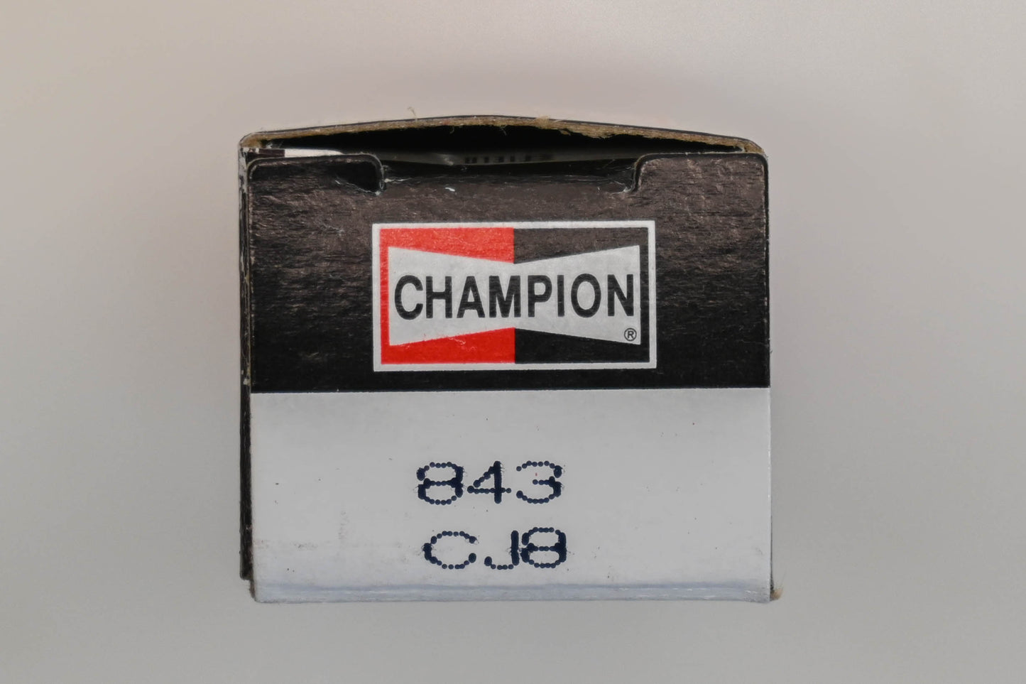Champion CJ8 Copper Spark Plugs Qty 5 NOS