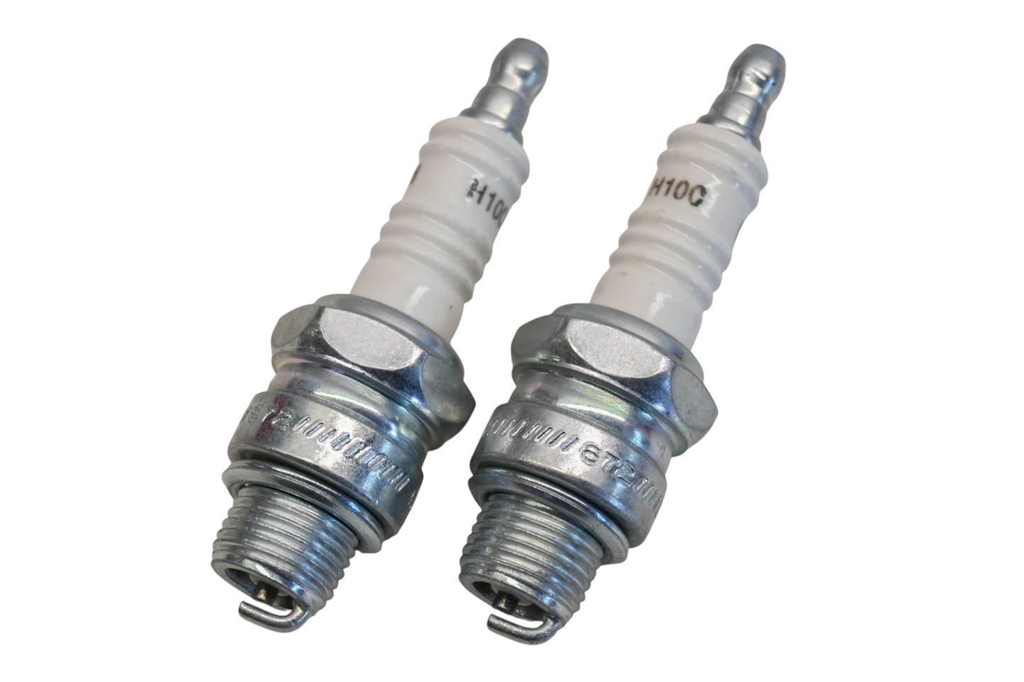 Champion H10C Copper Spark Plugs Qty 2 NOS