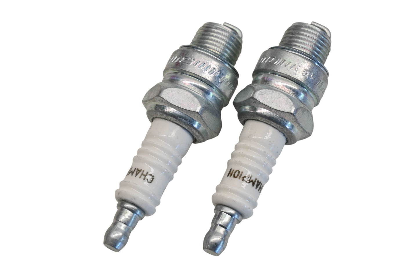 Champion H10C Copper Spark Plugs Qty 2 NOS