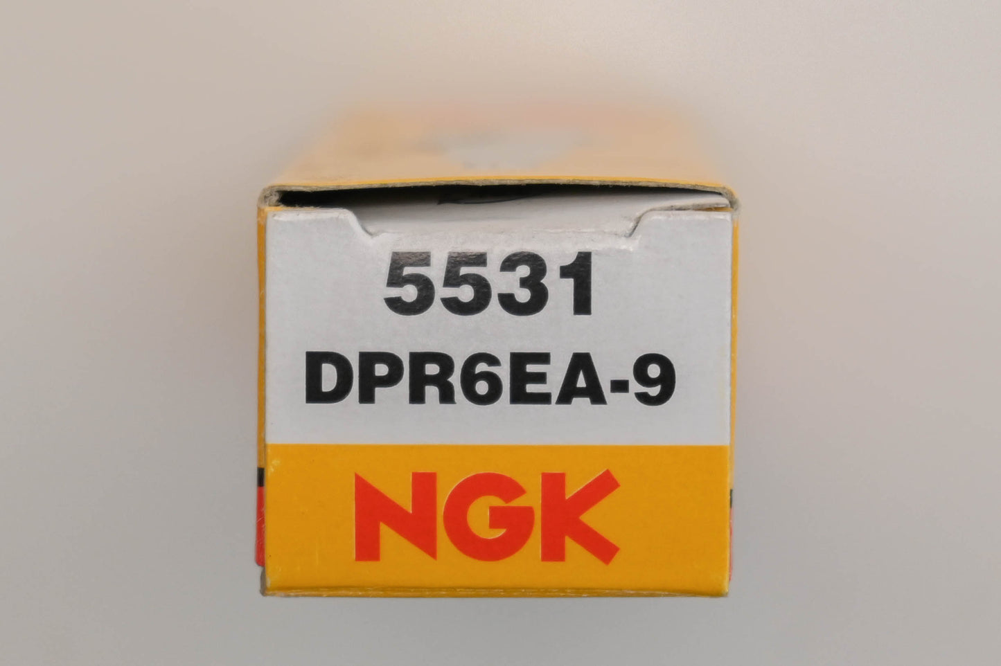 NGK DPR6EA-9 Spark Plugs Qty 4 NOS
