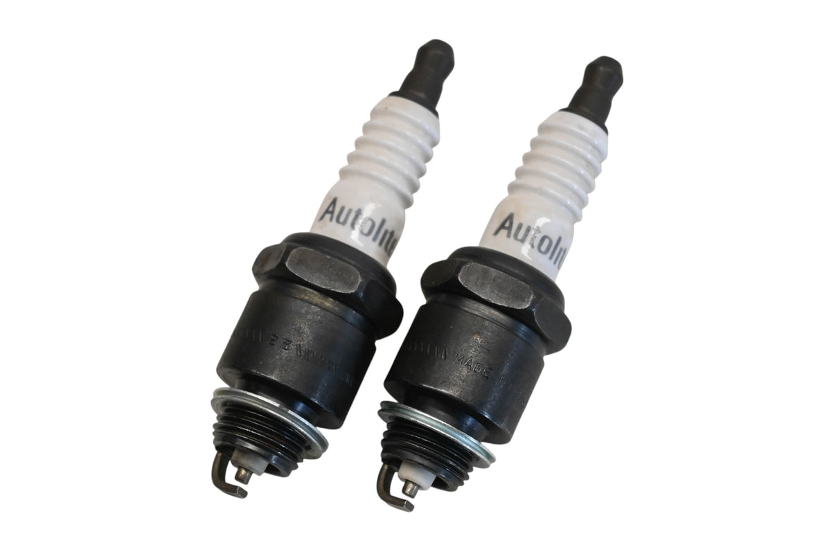 Autolite 86 Spark Plugs Qty 2 NOS